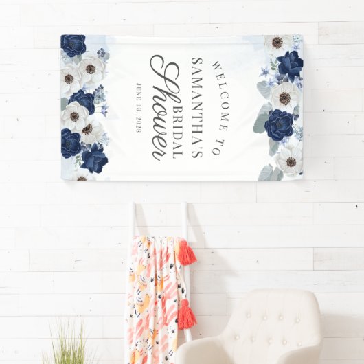 Floral Dusty Blue Navy Botanisches Brautparty Banner (Insitu)