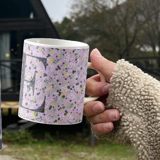 Floral Elegant Class E lilac mit einer Phrase Kaffeetasse