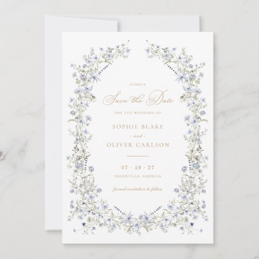 Floral Elegant Dusty Blue Wreath Save the Date Einladung (Vorderseite)