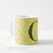 Floral Elegant Monogram C gelb mit einer Phrase Kaffeetasse (Vorderseite Links)