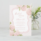 Floral Elegant Pink Hydrangea Plaid Bridal Shower Einladung (Stehend Vorderseite)