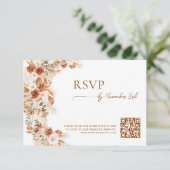 Floral Elegant Script Wedding Website QR Code RSVP Karte (Stehend Vorderseite)