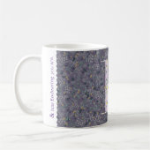 Floral Elegante Klasse Monogramm E lila mit Phrase Kaffeetasse (Links)