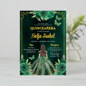 Floral Emerald Green Gold Butterfly Quinceanera Folieneinladung (Stehend vorne)