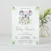 Floral Eucalyptus Koala Girl Babydusche Einladung (Stehend Vorderseite)