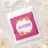Floral fuchsia karierte Mädchenname Daisis Geschenktütchen (Ausgeschnitten)
