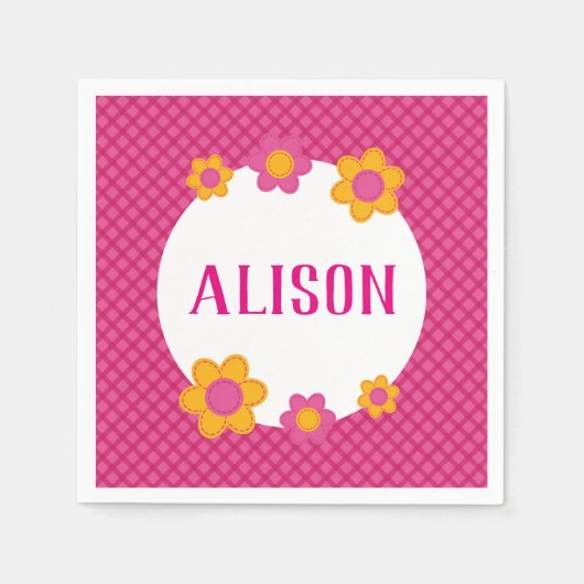 Floral fuchsia karierte Mädchenname Daisis Serviette (Vorderseite)
