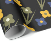 Floral Garden Black Background Pixel Blume Geschenkpapier (Rolleneckpunkt)