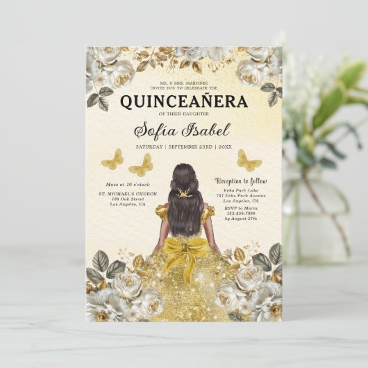 Floral Gold Butterfly Princess Quinceanera Einladung (Stehend Vorderseite)