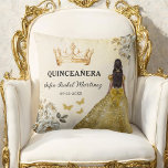 Floral Gold Princess Quinceanera Birthday Kissen<br><div class="desc">Fügen Sie Ihrer Feier eine Touch Eleganz hinzu mit dem Blumengolden Prinzessin Quinceañera Birthday Throw Kissen. Dieses atemberaubende Kissen besticht durch ein luxuriöses Golddesign, das mit zarten Blumenakzenten geschmückt ist und die Schönheit und Eleganz einer Quinceañera mit Prinzessiner-Motiven vereint. Perfekt als Dekorationsstück oder als gedankenvoller Sake, bringt es Komfort und...</div>