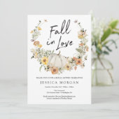 Floral Harvest Pumpkin Fall in Liebe Brautparty Einladung (Stehend Vorderseite)