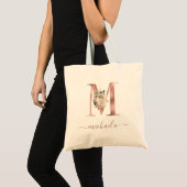 Floral Ivory Rose Gold Monogram Letter M Tote Beut Tragetasche (Vorderseite (Produkt))