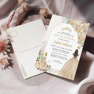 Floral Light Gold Princess Birthday Quinceanera Einladungspostkarte