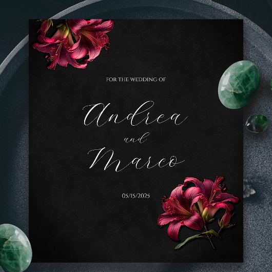 Floral Lilly Dark Gothic Wedding Weinetikett