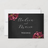 Floral Lily Dark Gothic Wedding RSVP Card Karte (Vorderseite)
