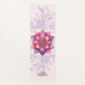 Floral Mandala Gold Lila Elegante Name Monogram Yogamatte (Vorderseite)