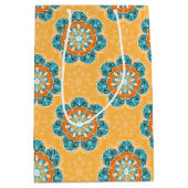Floral Mandala Tile in Orange & Aquamarin Mittlere Geschenktüte (Vorderseite)