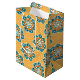 Floral Mandala Tile in Orange & Aquamarin Mittlere Geschenktüte