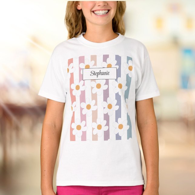 Floral Modern Daisy Girly T-Shirt (Von Creator hochgeladen)