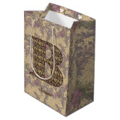 Floral Monogram Initial B Your Name Elegant Mittlere Geschenktüte (Rückseite Schrägansicht)