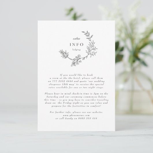 Floral Monogram Wreath Wedding Digital Enclosure Einladung (Stehend Vorderseite)