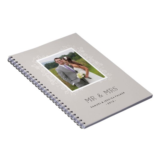 Floral Mr. & Mrs. Journal - Taupe Notizblock (Rechte Seite)