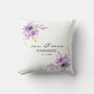 Floral Mr. & Mrs. Newlywed/Anniversary Keepake Kissen