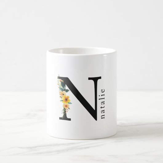 Floral N Monogramm-Tasse mit bearbeitbarem Namen Kaffeetasse (Mittel)