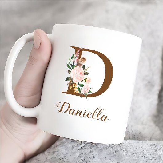 Floral Personalisiert Bridesmaid Letter D Gift Kaffeetasse