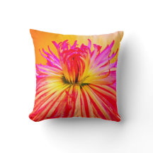 Floral Pillow - Tamara Diaz Kunst, Dichtung und Mu