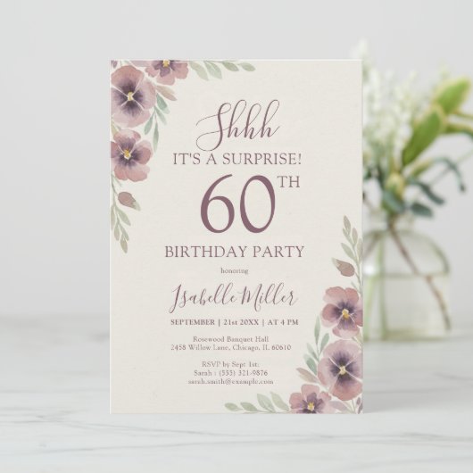 Floral Pink Mauve Surprise 60th Birthday Einladung (Stehend Vorderseite)