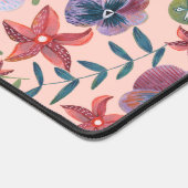 Floral pink pattern monogram schreibtischunterlage (Ecke)