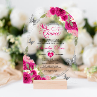 Floral Pink Silver Butterfly Quinceañera Arch Acryleinladungen