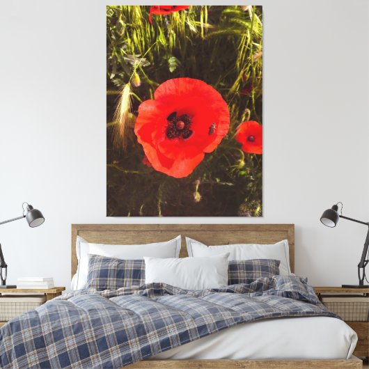 Floral Poppy Dreamer – Botanical Fantasy Art Leinwanddruck (Insitu (Schlafzimmer))