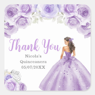 Floral Princess im staubigen lila Kleid Quinceaner Quadratischer Aufkleber