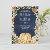 Floral Pumpkin Terracotta QR Code Navy Hochzeit Einladung (Stehend Vorderseite)