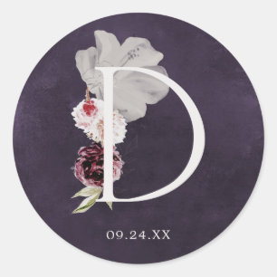 Floral Romance Letter D Monogram Plum Wedding Sieg Runder Aufkleber