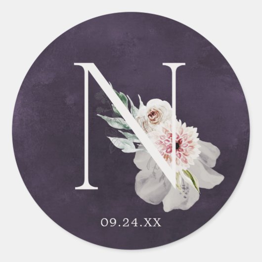 Floral Romance Letter N Monogram Plum Wedding Sieg Runder Aufkleber (Vorderseite)
