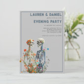 Floral Skeleton Couple QR Wedding Abend Party Einladung (Stehend Vorderseite)