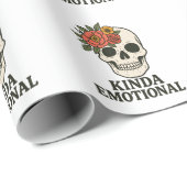 Floral Skull Aesthetic with Soft Emotional Touch Geschenkpapier (Rolleneckpunkt)