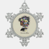 Floral Sparkling afrikanische Amerikanerin Schneeflocken Zinn-Ornament (Vorderseite)