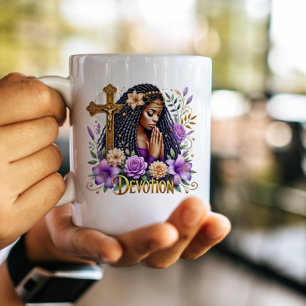 Floral Spirituelle Afrikanische Amerikanerin beten Kaffeetasse