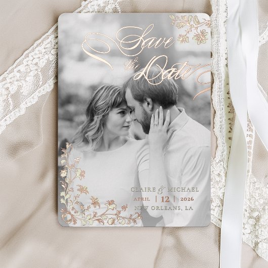 Floral Spring Chinoiserie Save the Date Folieneinladung