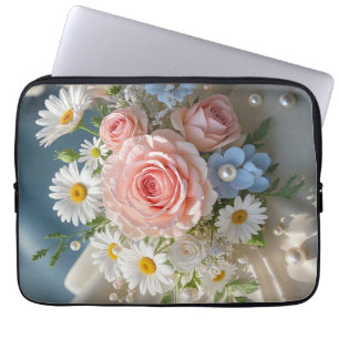 Floral Timeless Eleganz trifft flüsterte Romantik Laptopschutzhülle