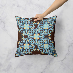 Floral Whirlwind in Mocha Kissen