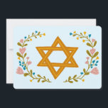 Floral Wreath Bat Mitzvah Handgezeichnet Custom Einladung<br><div class="desc">Perfekte Karte, um eine Bar mitzvah, Fledermausmitzvah oder andere jüdische Feier anzukündigen! Handgemachte Kunst für Sie! Vollständig anpassbar! Klicken Sie auf "Personalisieren" oben, um den Text zu bearbeiten. Klicken Sie auf "Bearbeiten mit dem Designwerkzeug", um die Schriftart, Farben und Einstellungen anzupassen. Auch können Sie den Kartenstil so ändern, dass er...</div>