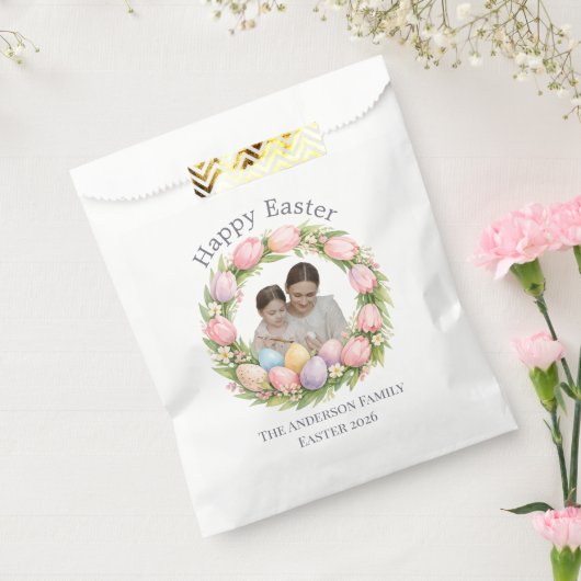 Floral Wreath & Family Photo Personalized Easter Geschenktütchen (Versiegelt)
