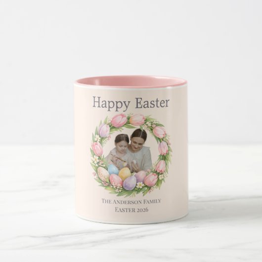 Floral Wreath & Family Photo Personalized Easter  Tasse (Zentrum)