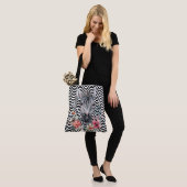 Floral Zebra Face Hintern Schwarz-weiße Wavy Strip Tasche (Am Model)