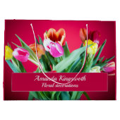 Florale Business Packung farbige Tulpen auf rot Große Geschenktüte (Rückseite)